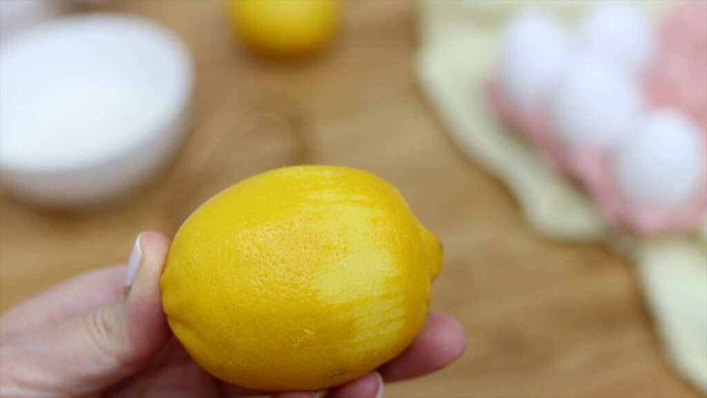 how to zest a lemon