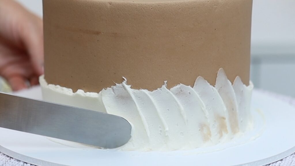 texture frosting for easy marble cake