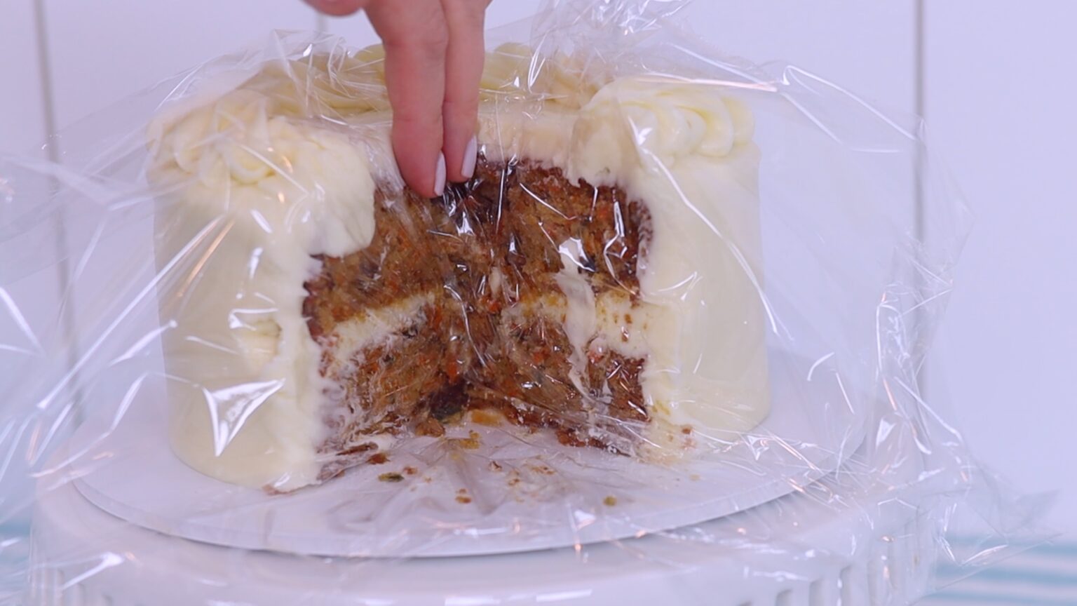 Cream Cheese Frosting for Piping, Frosting and Glazes - British Girl Bakes