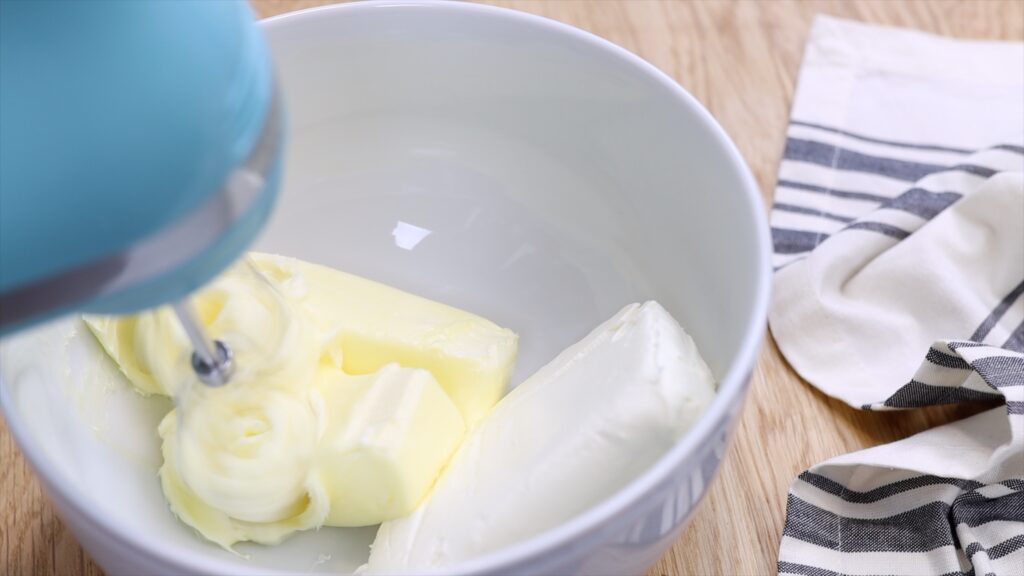 ingredients for cream cheese frosting