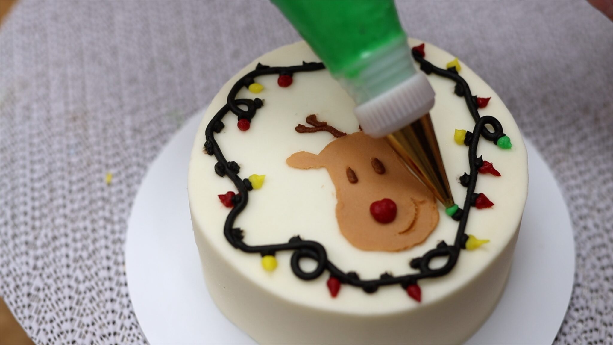 How to Use Couplers British Girl Bakes