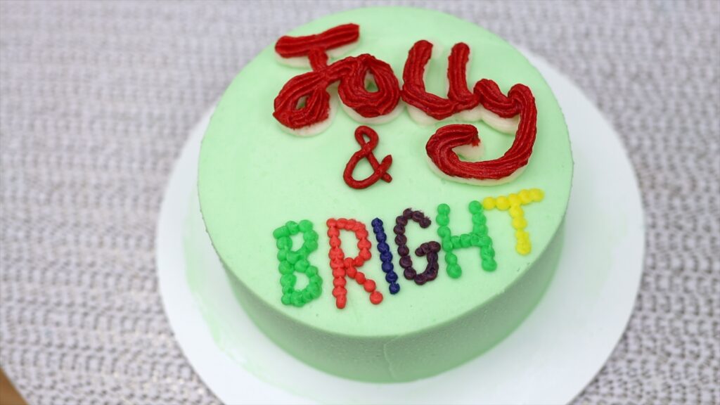 how to write messages on cakes with frosting