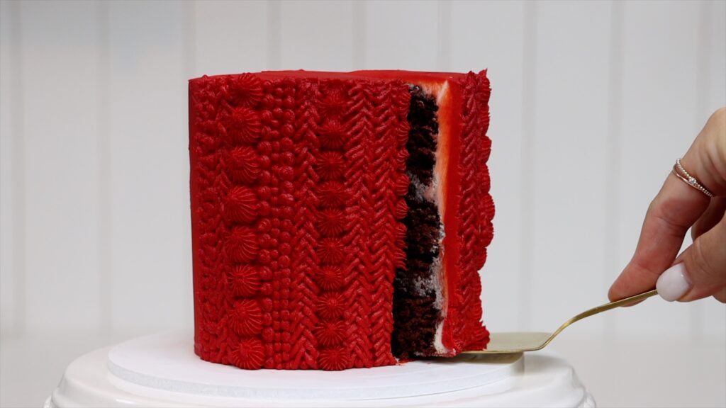 knitted cake sweater cake trend