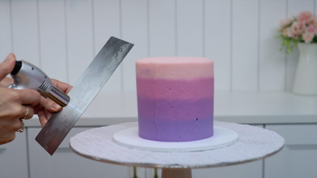 blowtorch cake decorating tool for smooth frosting on cakes