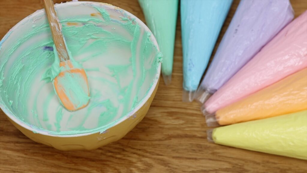 how to color rainbow buttercream