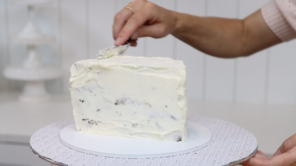 how to frost a half birthday cake