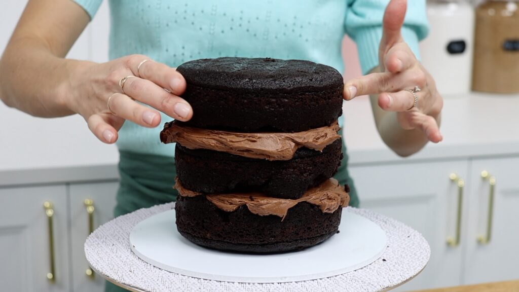 how to make a cake with broken cake layers