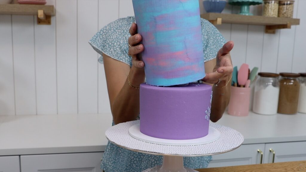 how to stack cake dummies to make a tier cake