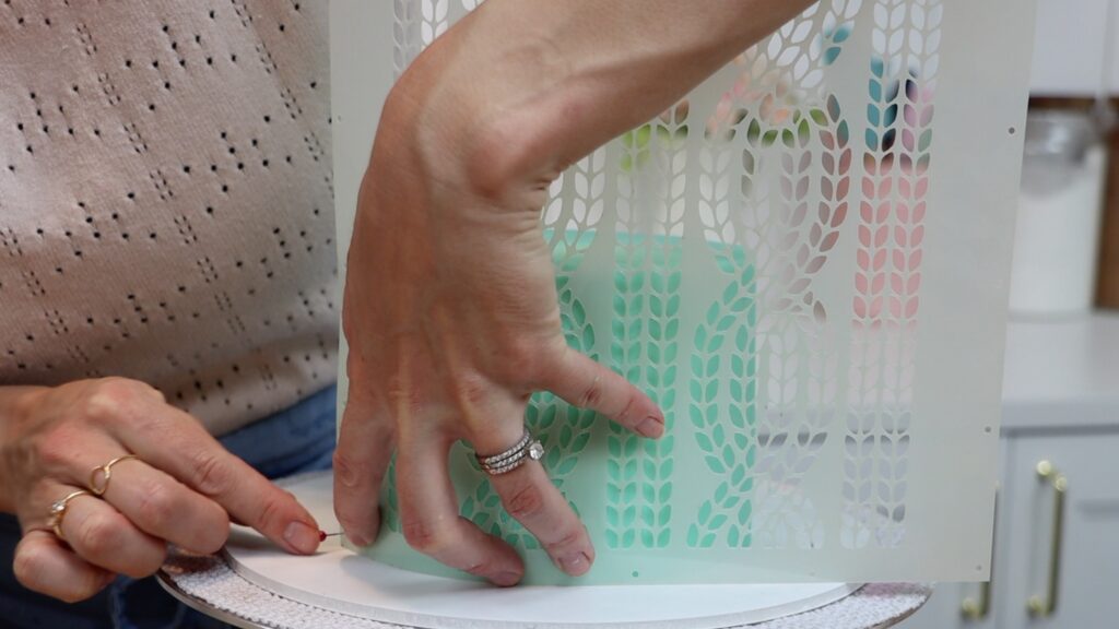 how to attach a stencil to a buttercream cake
