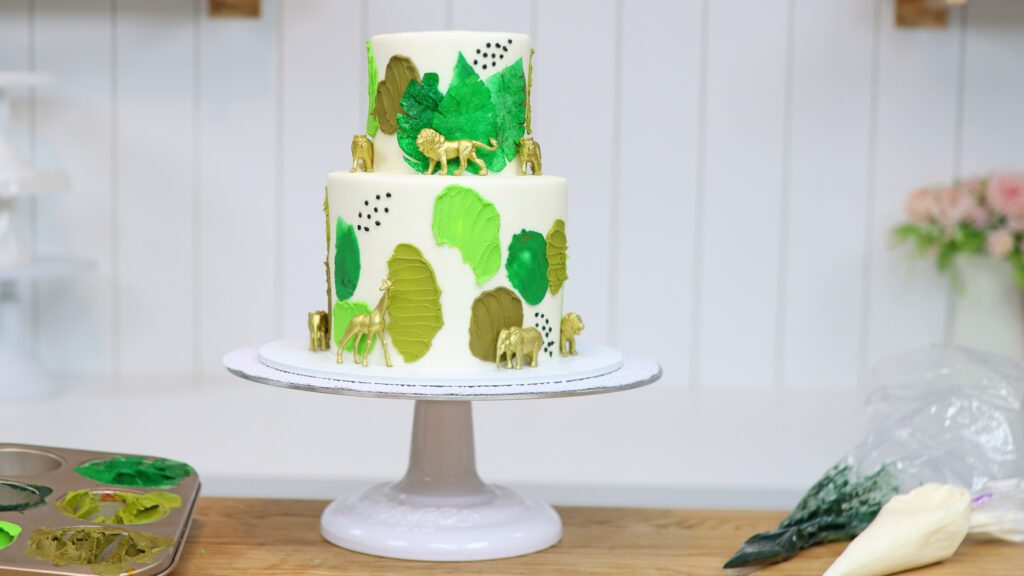 how to decorate a cake for a wild one safari jungle party