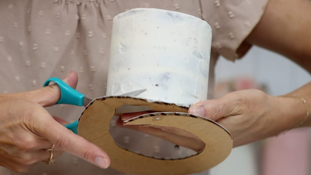 how to trim a cake board for a tier cake