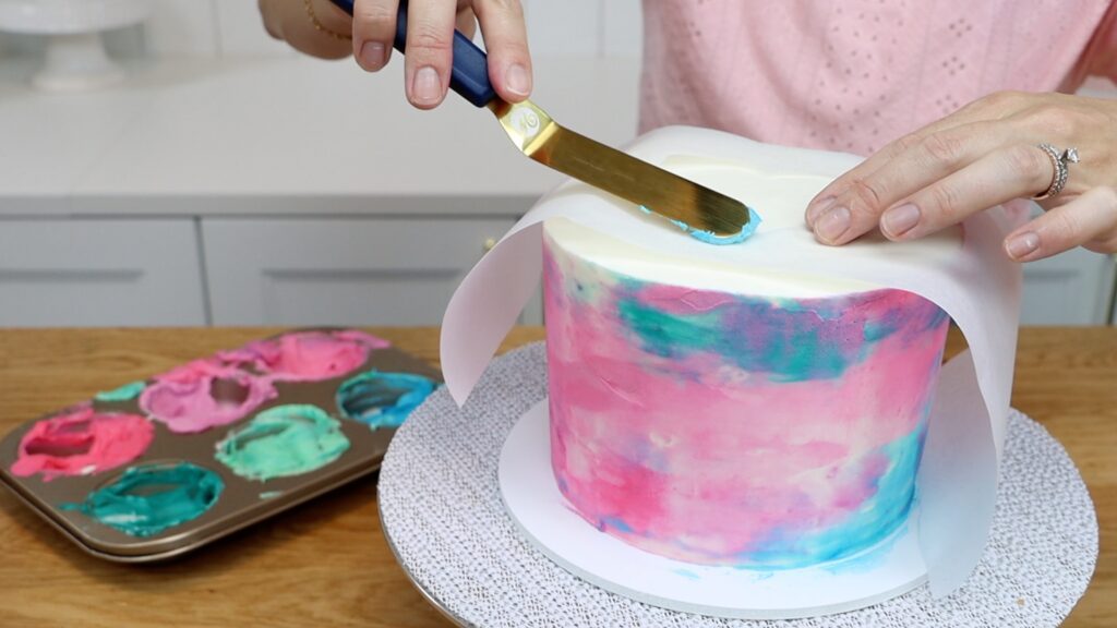 Cake Decorating without Tools AND a Turntable Hack! - British Girl Bakes