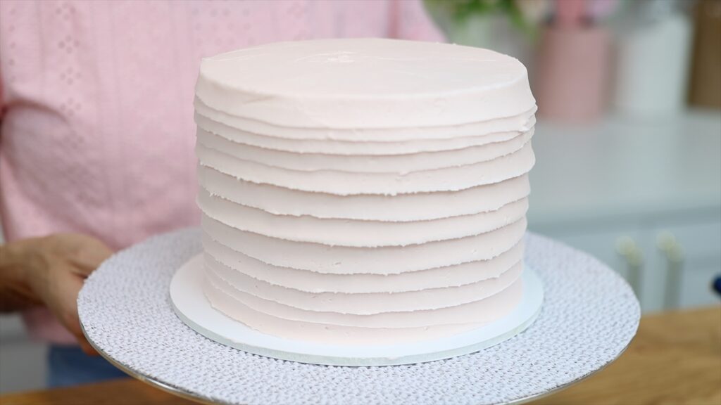 textured frosting cake