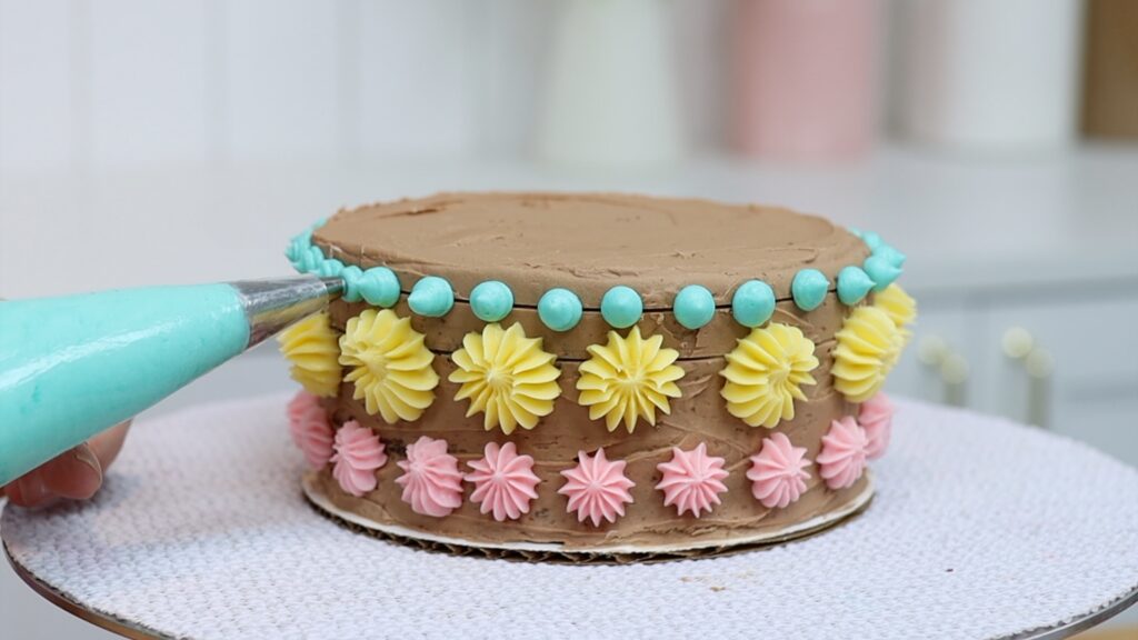 DIY icing sheets for cakes