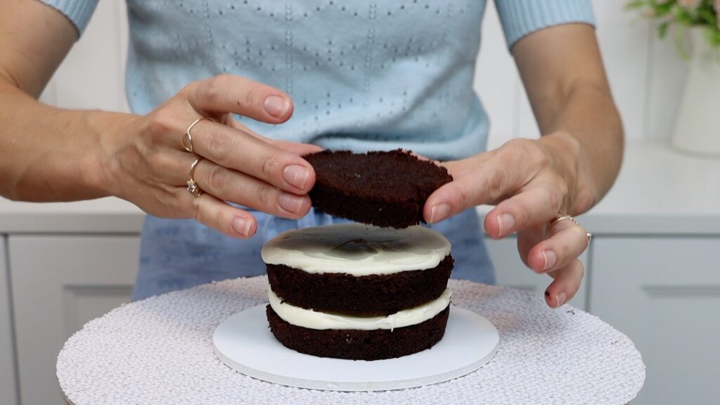 how to make a mini cake for a birthday