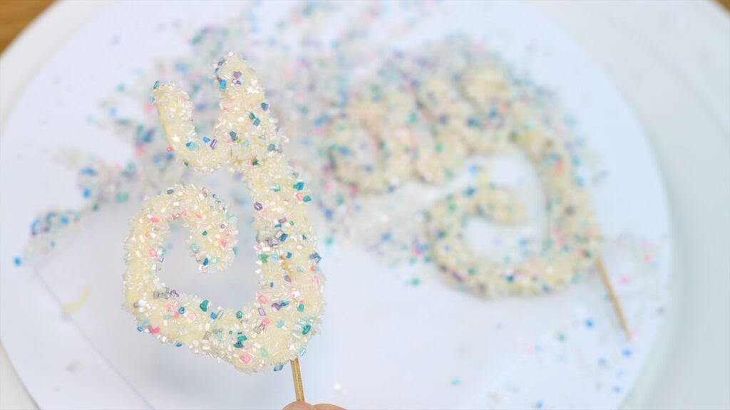 how to make sprinkle chocolate number toppers