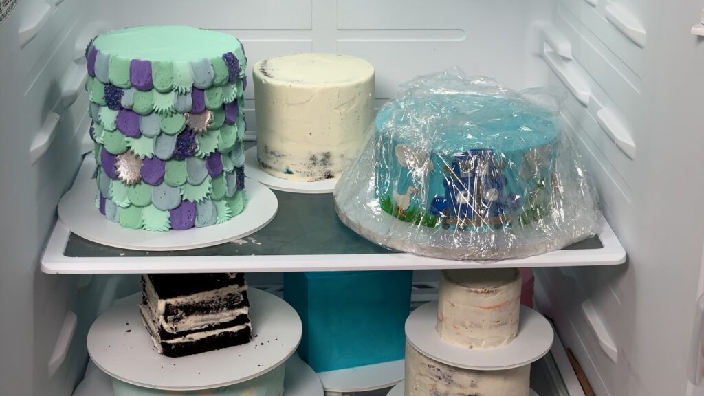 how to refrigerate cakes