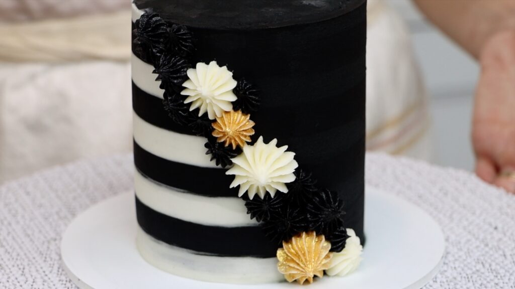 diagonal stripes with a striped cake comb