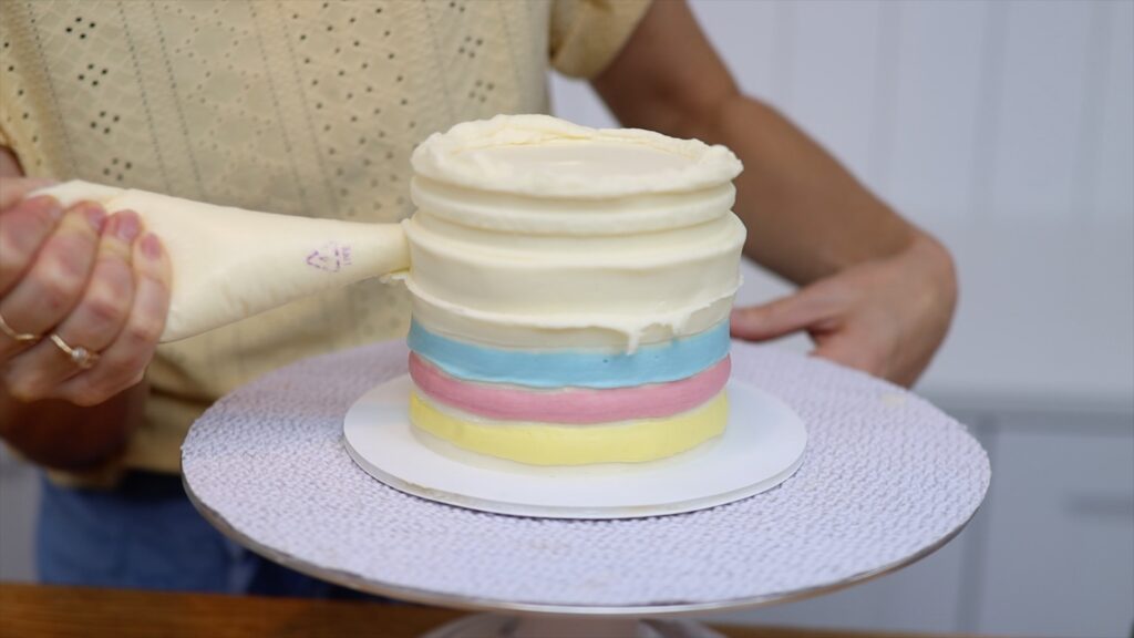 how to use a striped cake comb for only some stripes on a cake