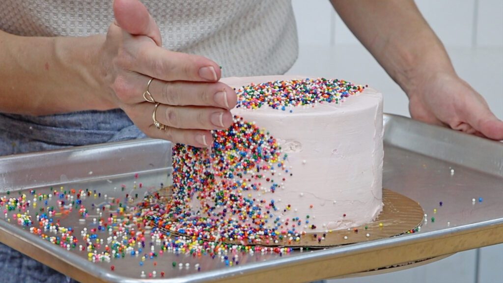 how to cover a cake with sprinkles for cake decorations