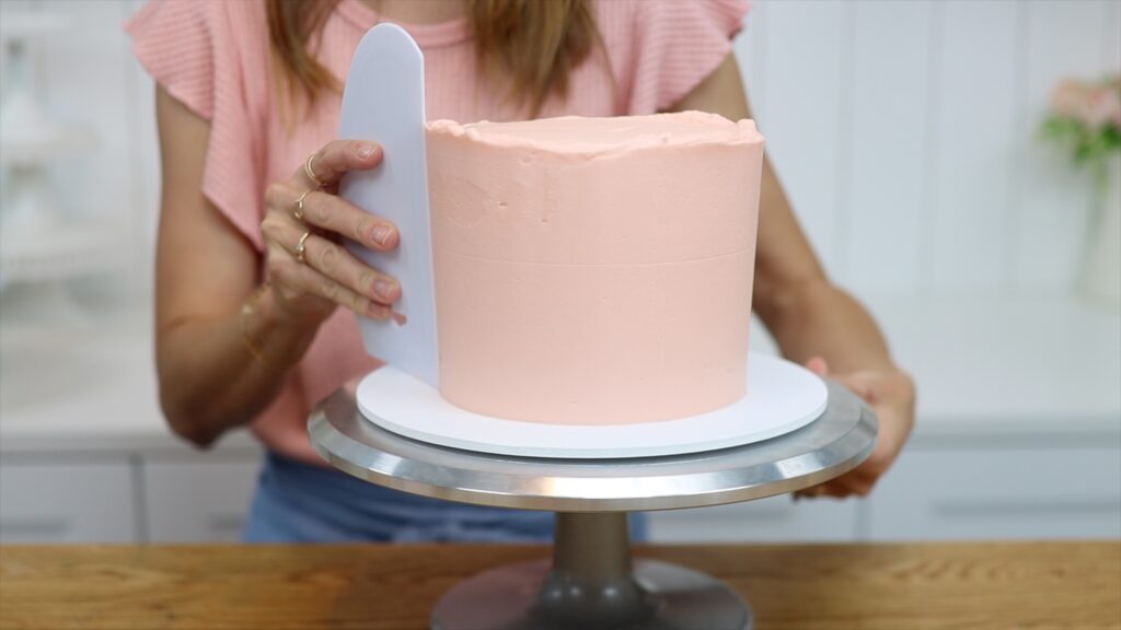 metal turntable tools to decorate a cake