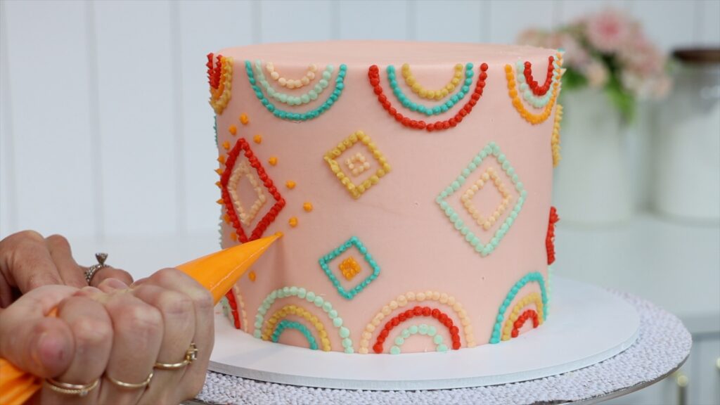 piping cake decorations without piping tips