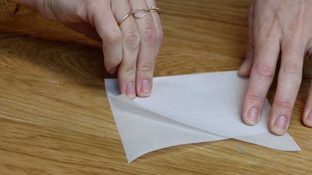 how to make a grid for patterns on a cake