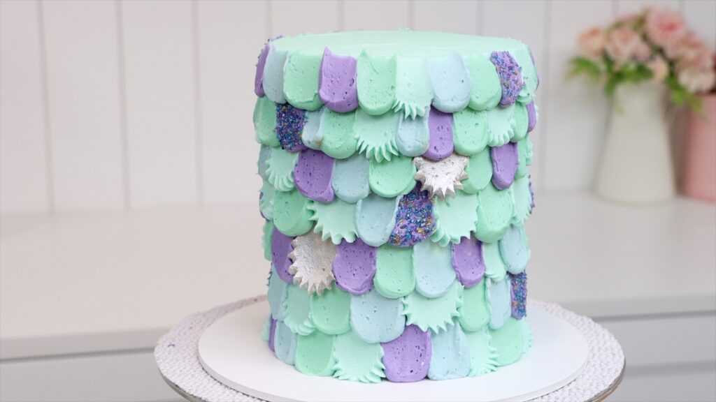 mermaid cake with buttercream scallops