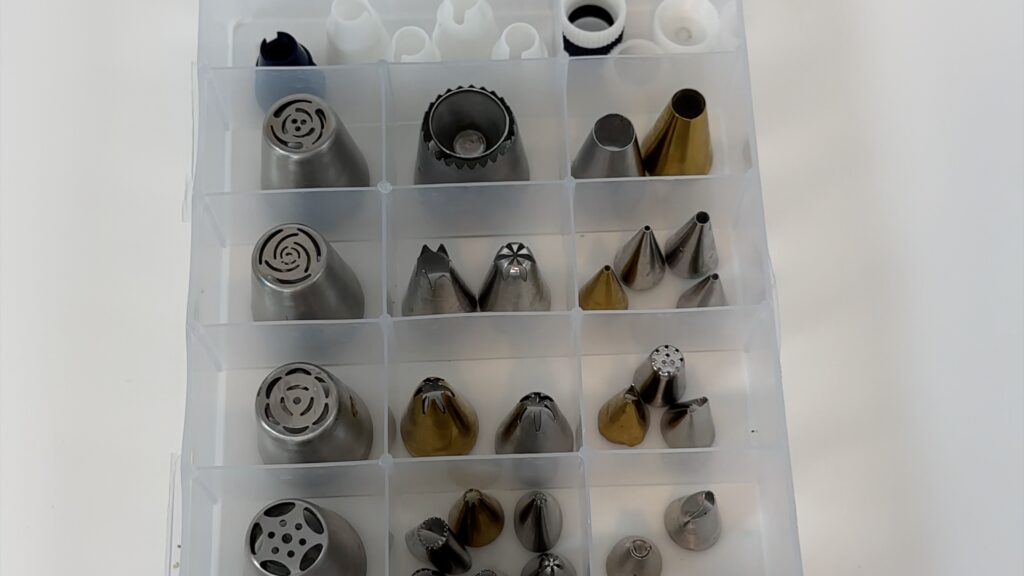 organization hacks for piping tips