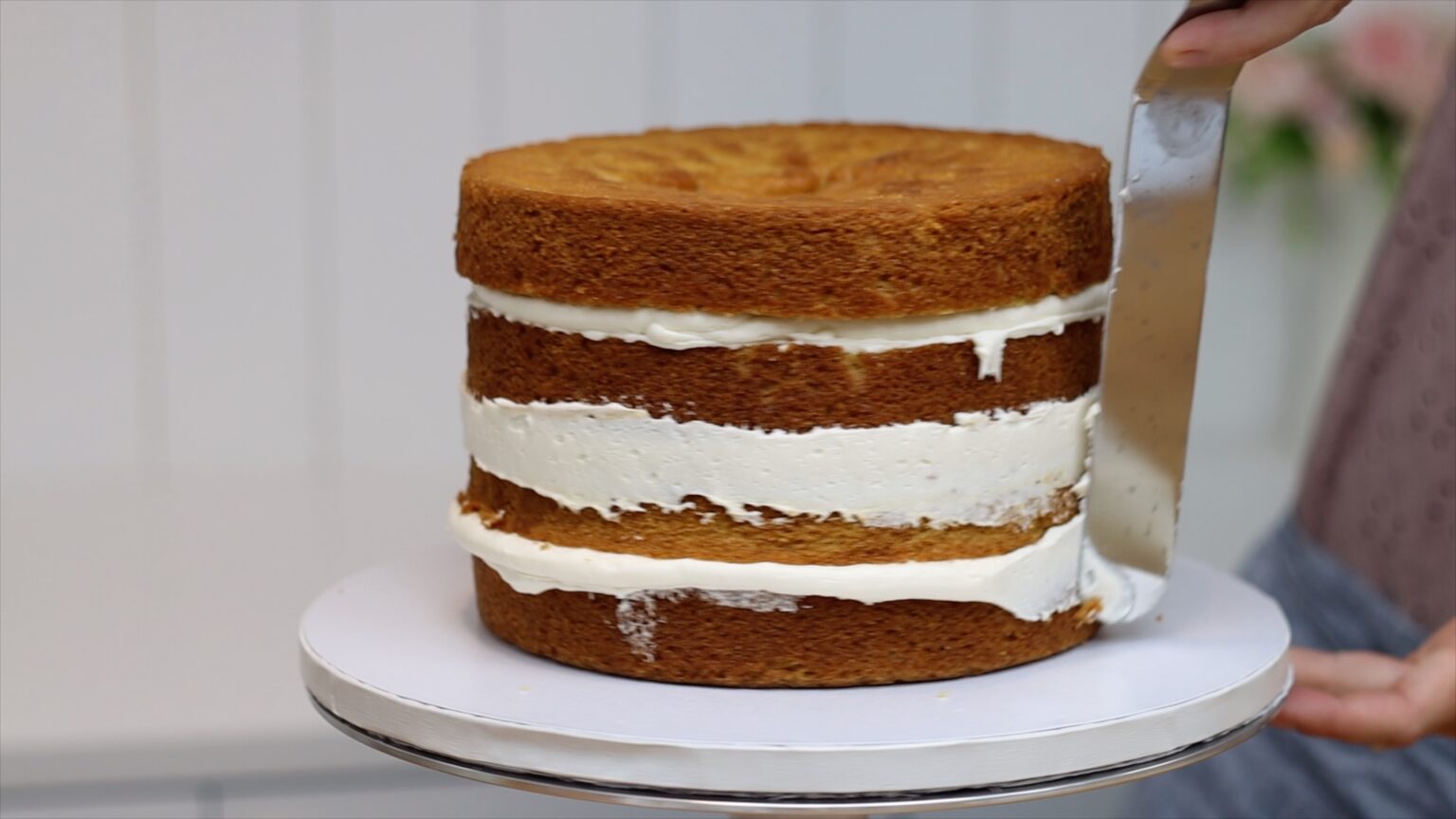 How to Make Layer Cakes - British Girl Bakes