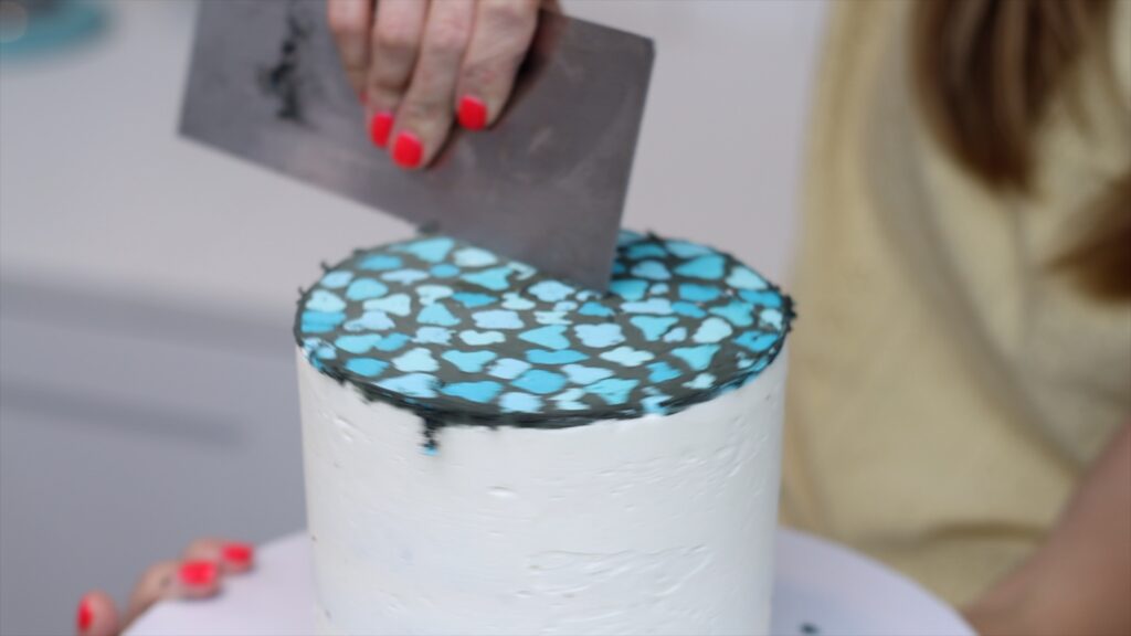 how to do the top of an acetate wrap cake