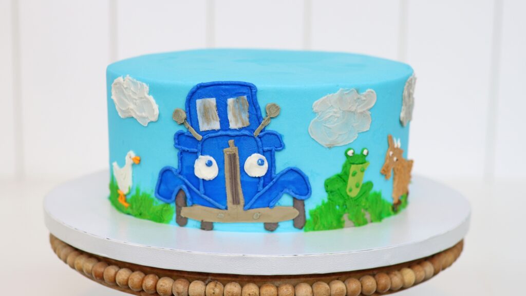 make characters on cakes using layered stencils